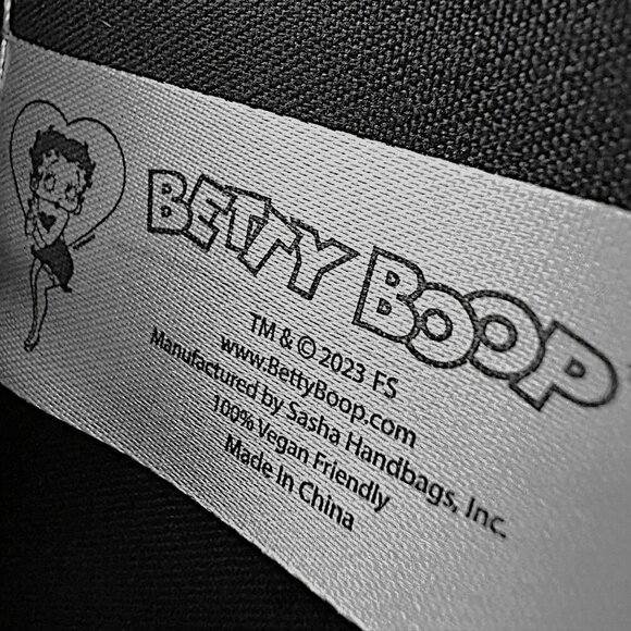 Betty Boop Polka Dot crossbody/handbag.  New with tags.  Versatile! - Picture 5 of 6